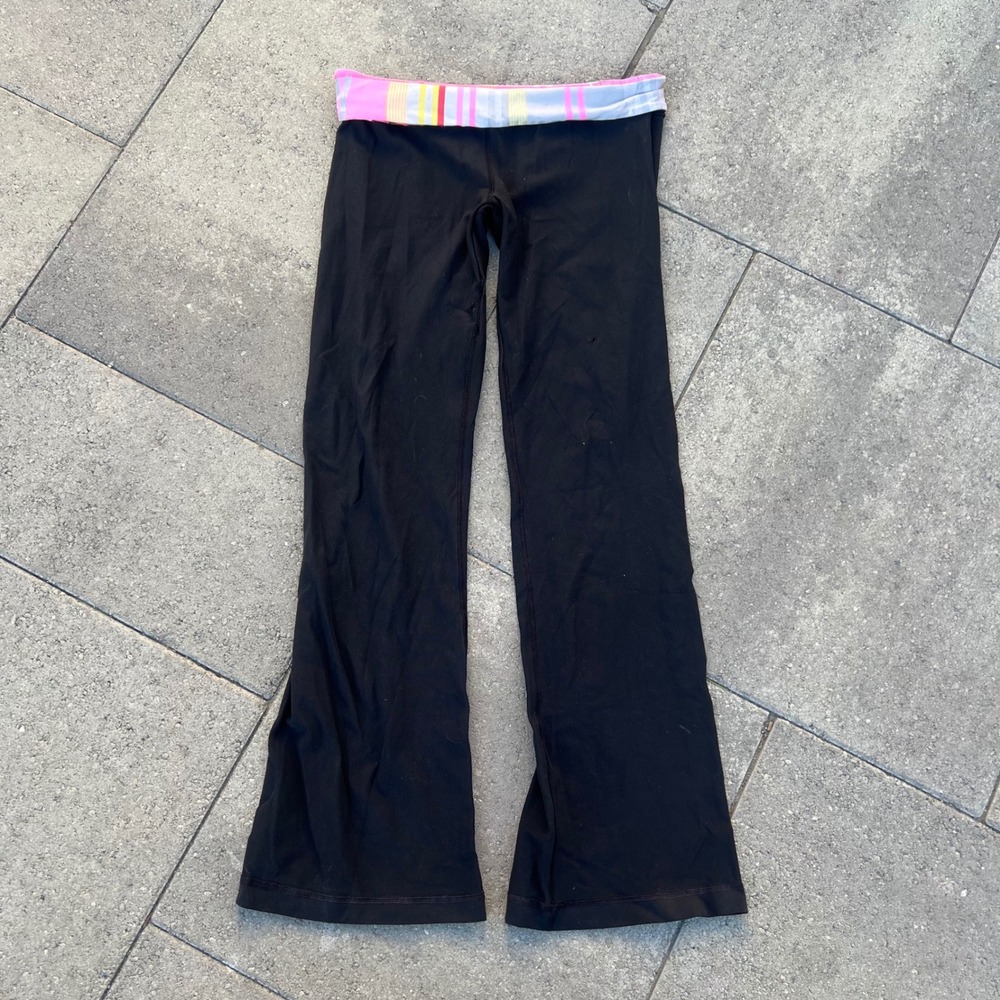 Lululemon Groove Pants Black Pink Striped Waistband Flare Yoga Leggings Low Rise